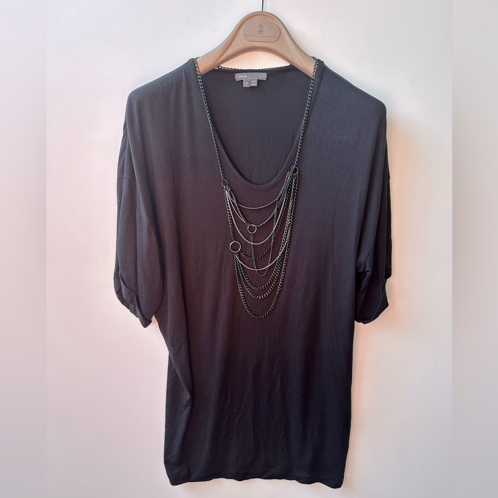 Euc Vince Top With Necklace Embellishment, Black, Size S